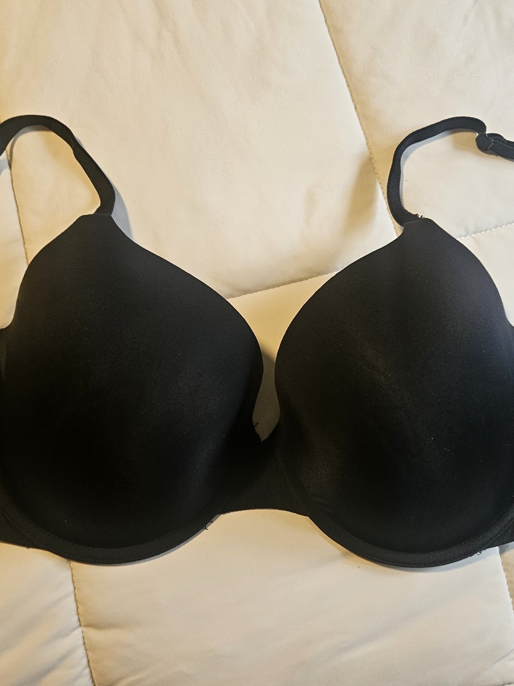Victoria's Secret Black T-Shirt Bra with Molded Cups